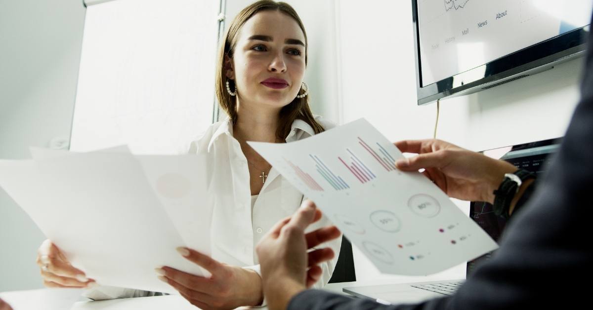 b2b-marketing-growth-hacks
