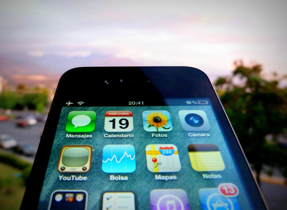 Lean-Labs_Create-Content-iPhone.jpg