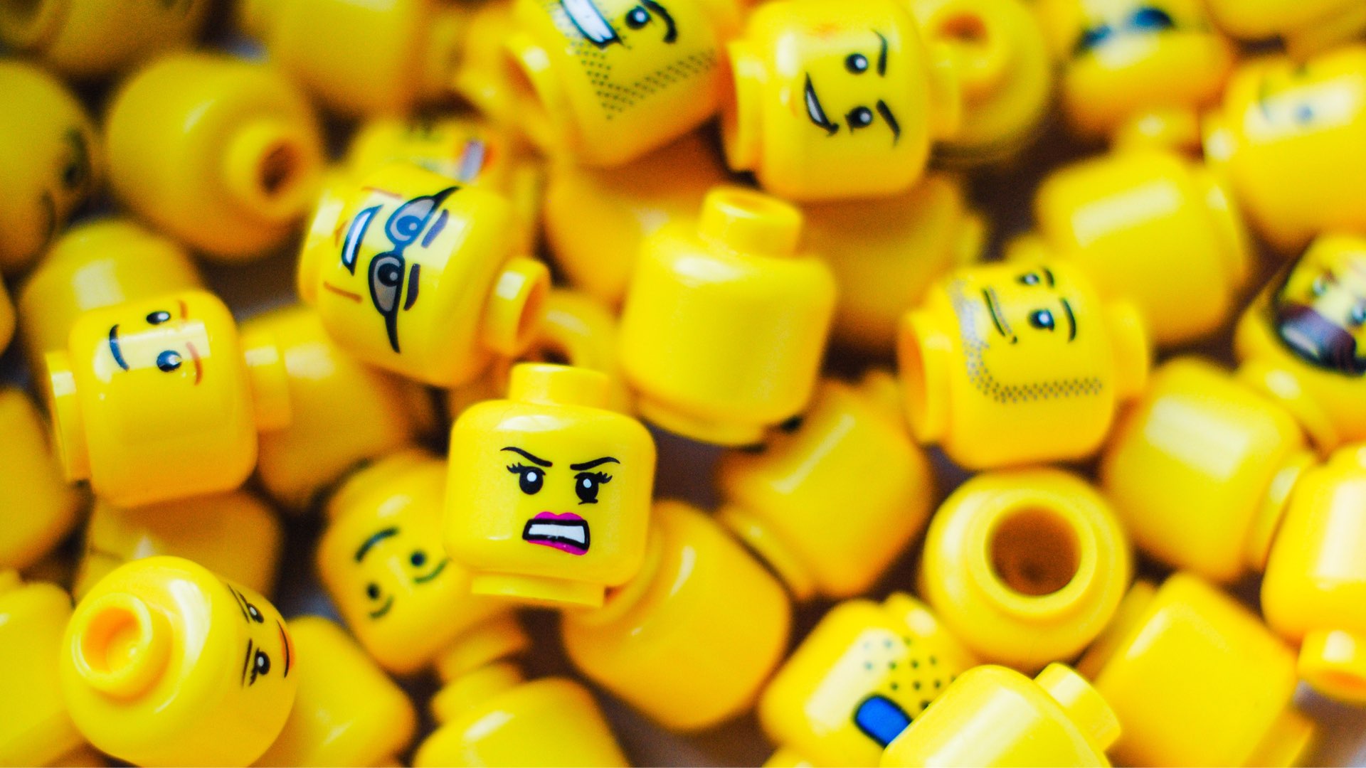 hello-i-m-nik-1679496-unsplash